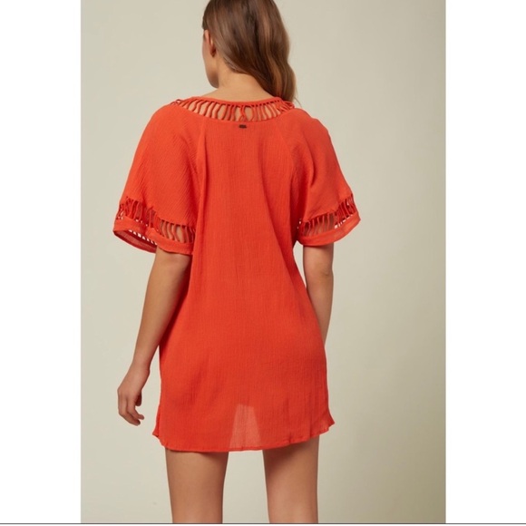 O’Neill ‘Wallows’ Beach Cover Up - Picture 3 of 8